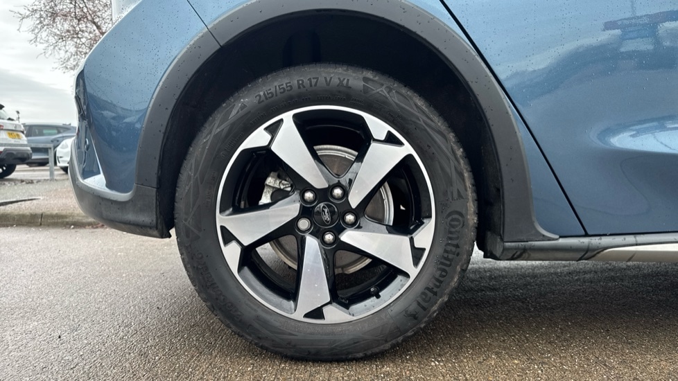 Used Ford Focus 2023 for sale - 76937583: Photo 19