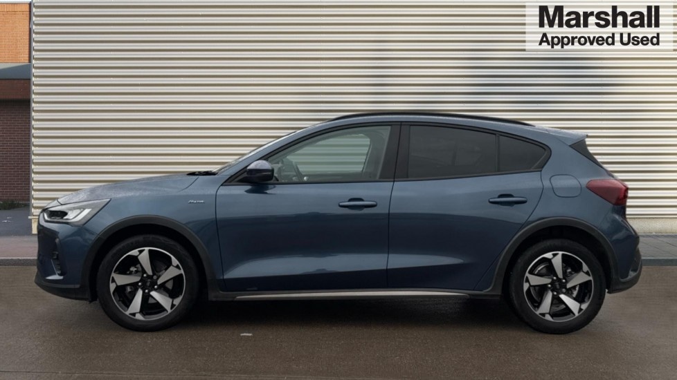 Used Ford Focus 2023 for sale - 76937583: Photo 6