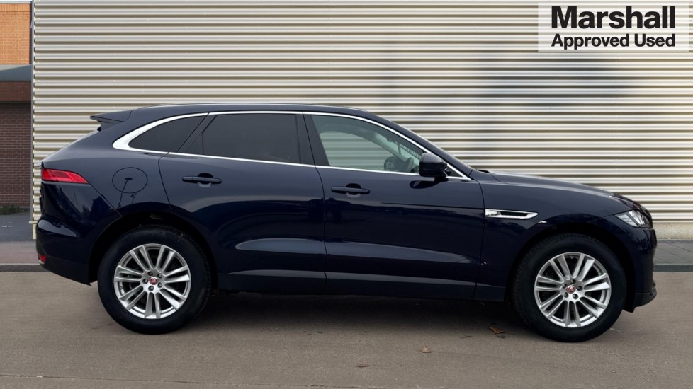 Used Jaguar F-Pace 2019 for sale - 76523671: Photo 2