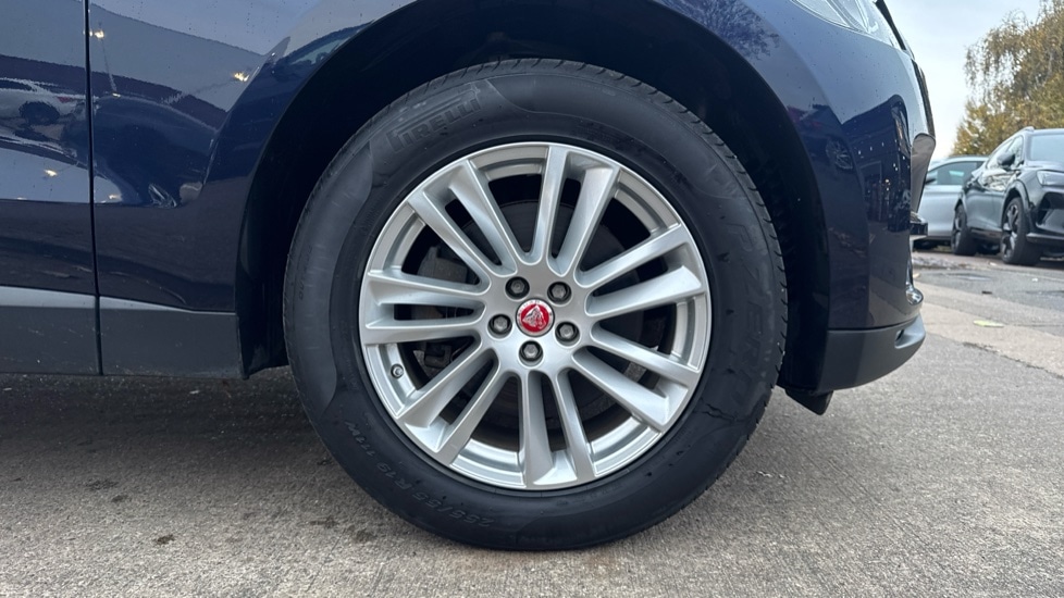 Used Jaguar F-Pace 2019 for sale - 76523671: Photo 20