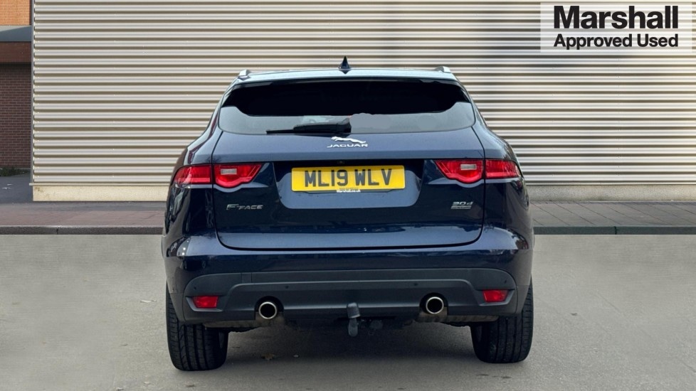 Used Jaguar F-Pace 2019 for sale - 76523671: Photo 4