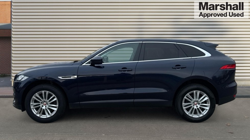 Used Jaguar F-Pace 2019 for sale - 76523671: Photo 6