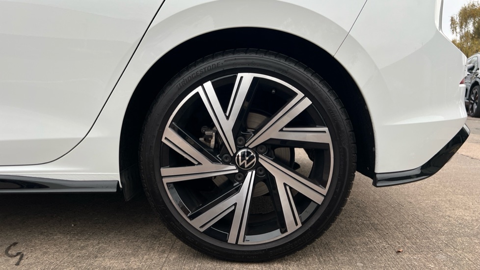 Used Volkswagen Golf 2024 for sale - 76420451: Photo 18