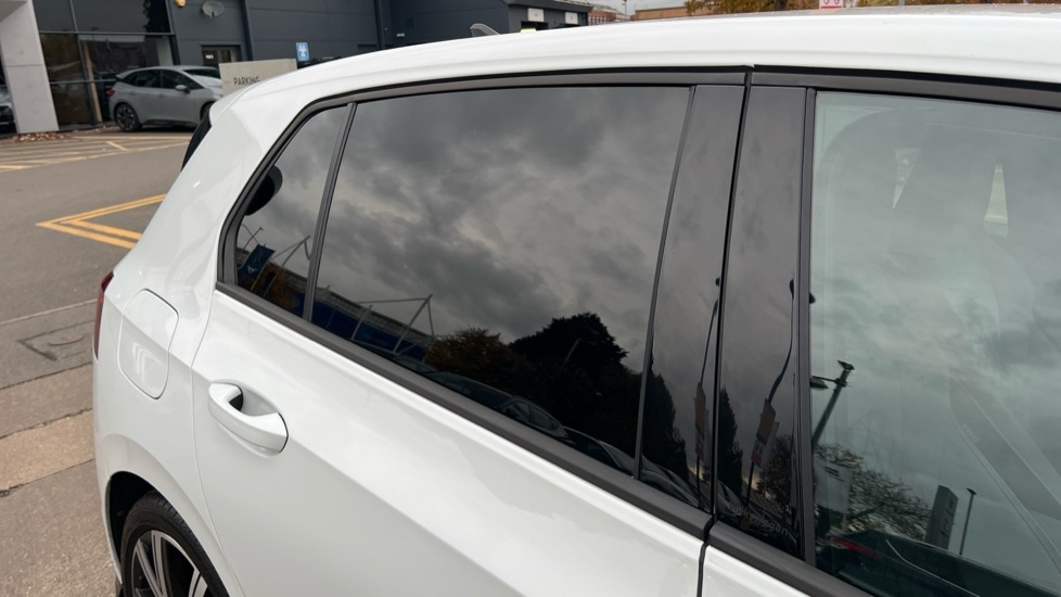 Used Volkswagen Golf 2024 for sale - 76420451: Photo 34