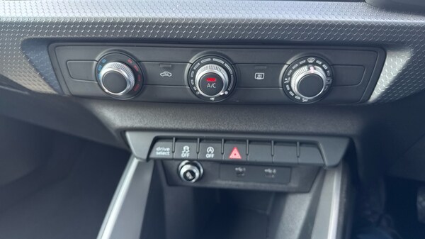 Used Audi A1 2023 for sale - 76116865: Photo 25