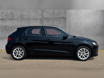 Used Audi A1 2023 for sale - 76116865: Photo