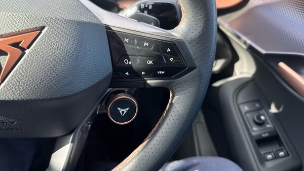 Used Cupra Tavascan 2025 for sale - 76208848: Photo 21