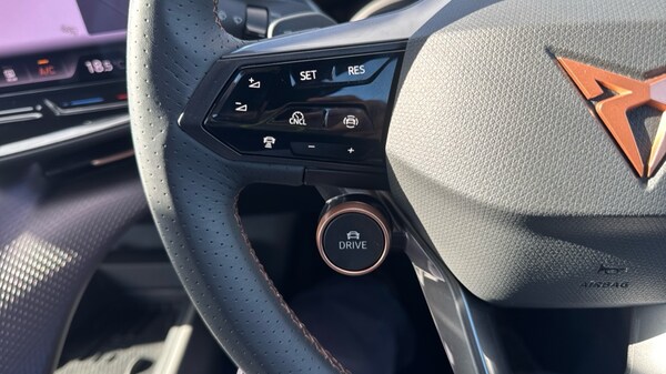 Used Cupra Tavascan 2025 for sale - 76208848: Photo 22