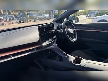 Used Cupra Tavascan 2025 for sale - 76208848: Photo 2