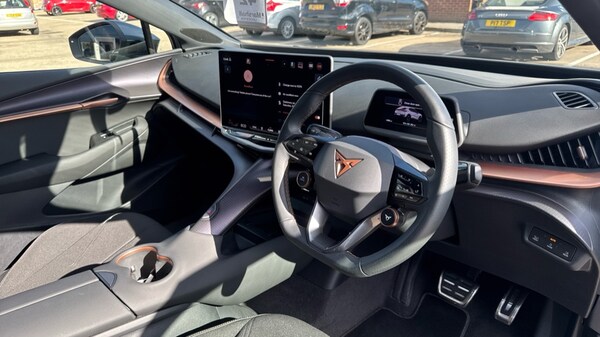 Used Cupra Tavascan 2025 for sale - 76208848: Photo 6