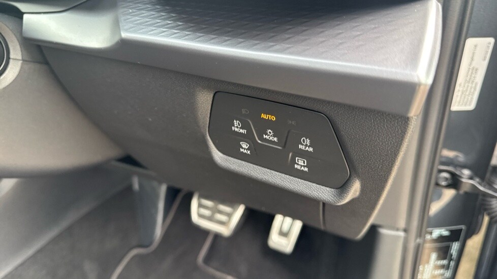 Used Cupra Leon 2025 for sale - 76297619: Photo 40