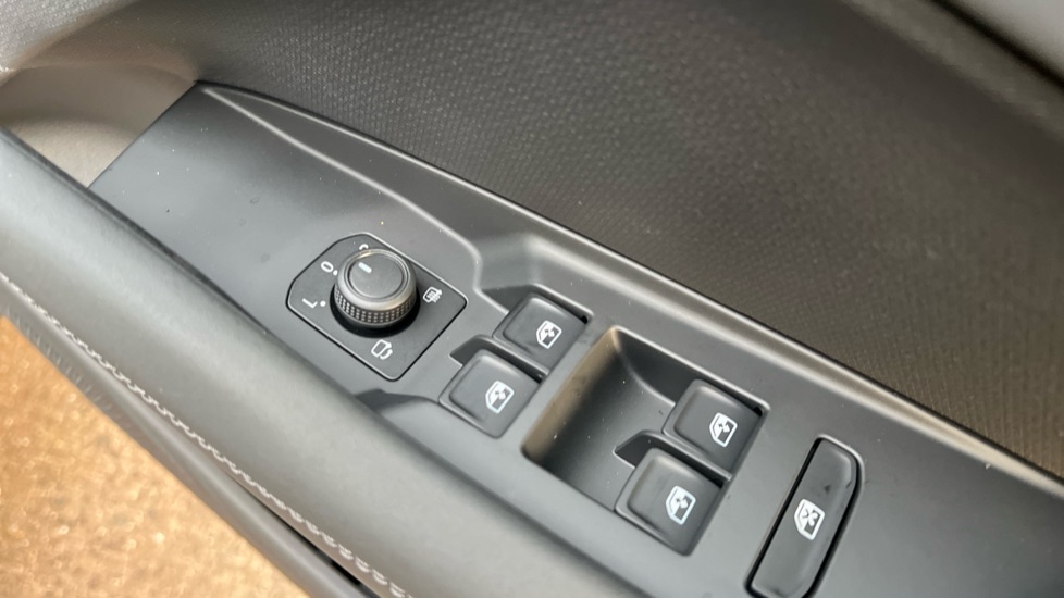 Used Cupra Terramar 2025 for sale - 76434780: Photo 40