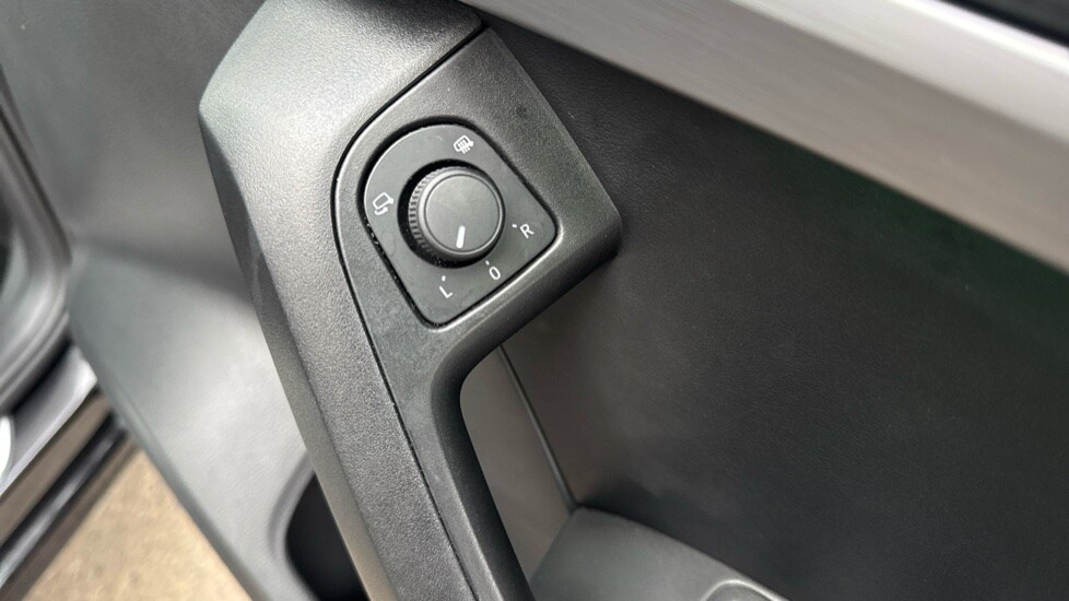 Used SEAT Ateca 2024 for sale - 76233942: Photo 35