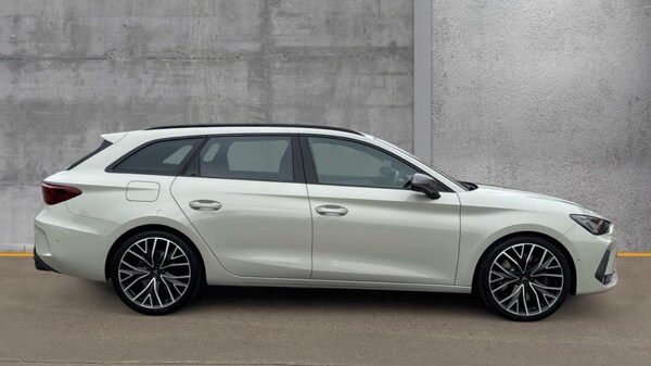 Used Cupra Leon 2025 for sale - 76234077: Photo 4