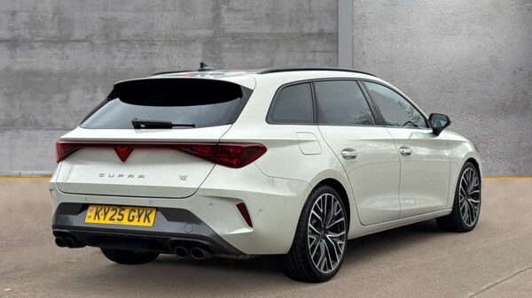 Used Cupra Leon 2025 for sale - 76234077: Photo 8