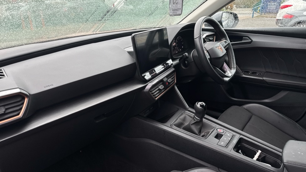 Used Cupra Leon 2024 for sale - 76966651: Photo 2