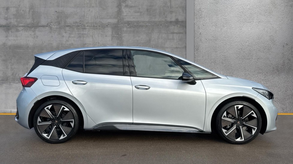 Used Cupra Born 2025 for sale - 76942964: Photo 2