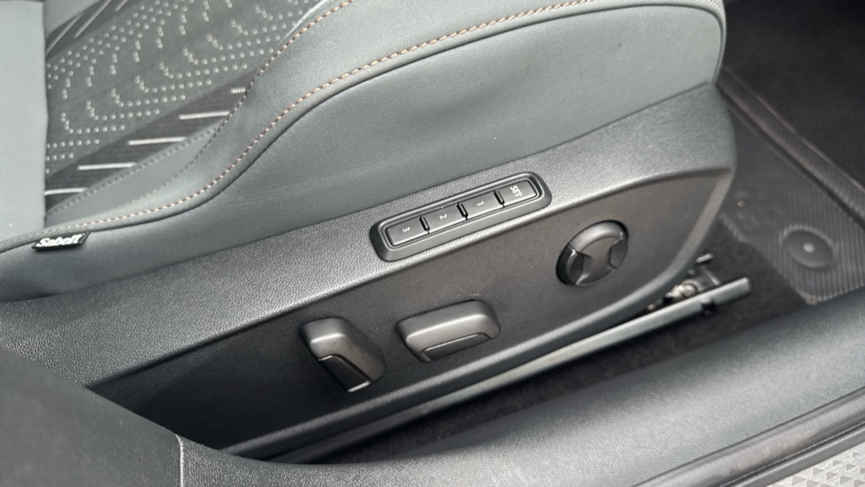 Used Cupra Leon 2025 for sale - 76826561: Photo 42