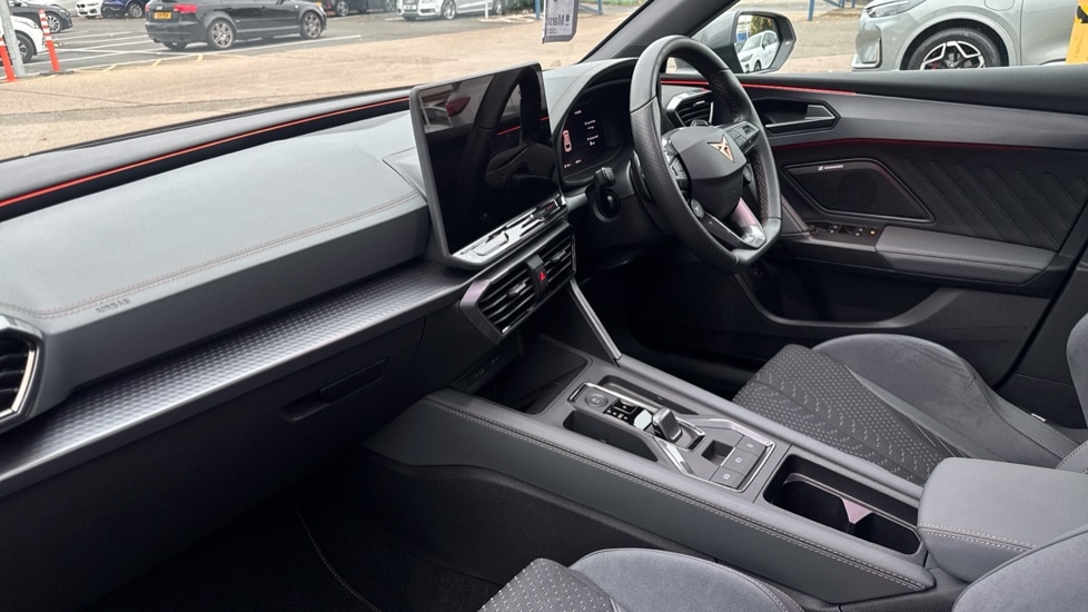 Used Cupra Leon 2025 for sale - 76276767: Photo 2