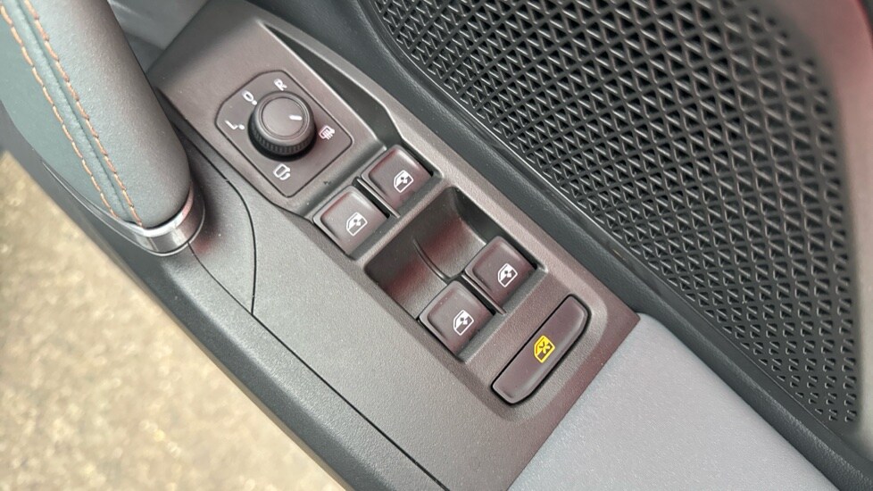 Used Cupra Leon 2025 for sale - 76276767: Photo 39