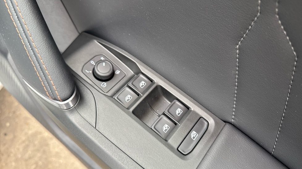 Used Cupra Leon 2024 for sale - 76066897: Photo 39