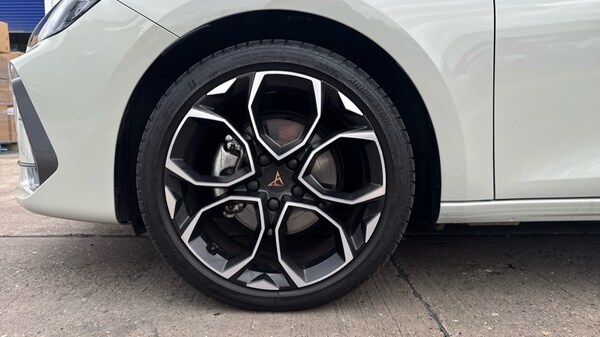 Used Cupra Leon 2025 for sale - 76208960: Photo 19