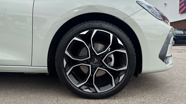 Used Cupra Leon 2025 for sale - 76208960: Photo 20