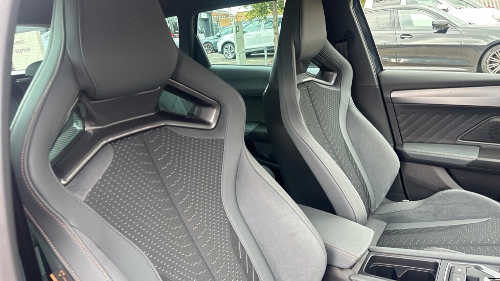 Used Cupra Leon 2024 for sale - 76025384: Photo 44