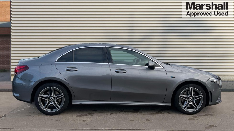 Used Mercedes-Benz A-Class 2020 for sale - 76361963: Photo 2