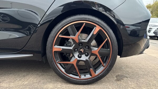 Used Cupra Leon 2025 for sale - 76297475: Photo 18