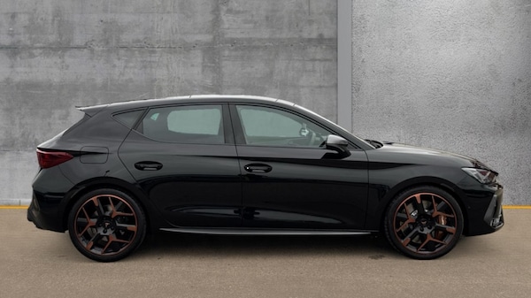 Used Cupra Leon 2025 for sale - 76297475: Photo 4