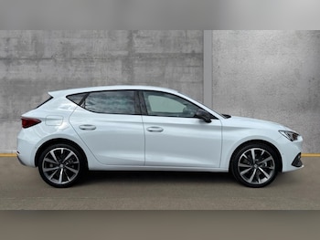 Used SEAT Leon 2025 for sale - 75495527: Photo