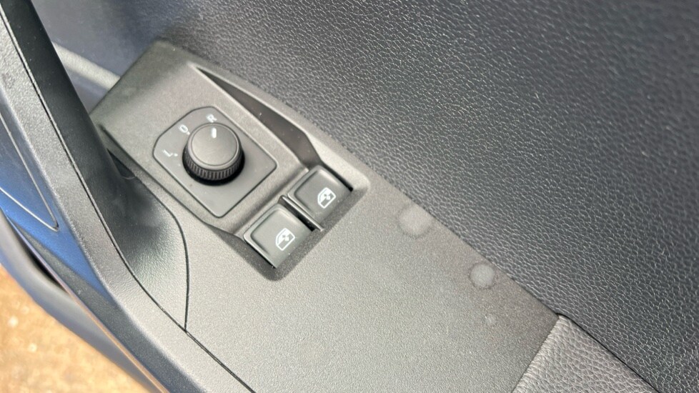 Used SEAT Ibiza 2023 for sale - 76350928: Photo 29