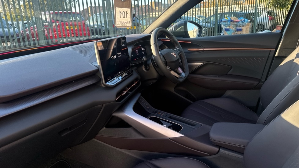 Used Cupra Terramar 2025 for sale - 76203961: Photo 2