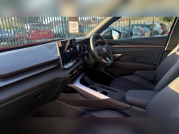 Used Cupra Terramar 2025 for sale - 76203961: Photo 2
