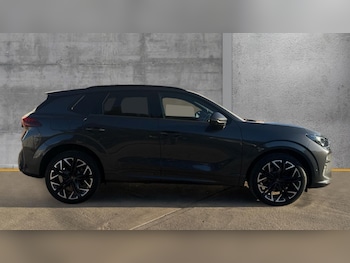 Used Cupra Terramar 2025 for sale - 76203961: Photo 4