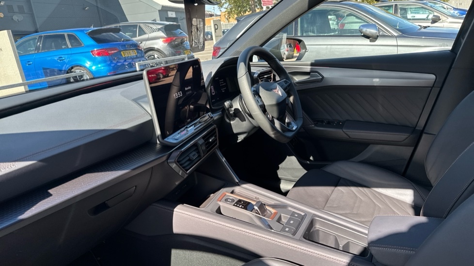 Used Cupra Leon 2025 for sale - 76593666: Photo 2