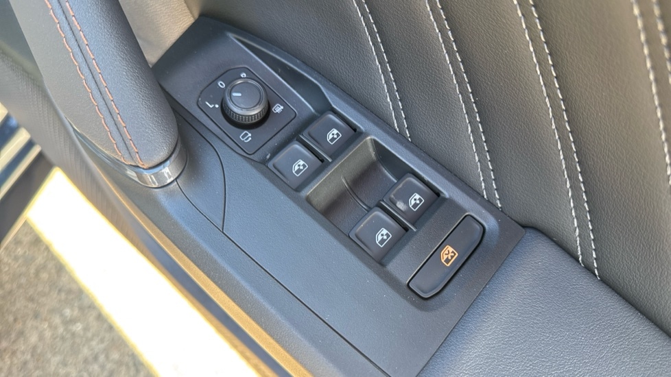 Used Cupra Leon 2025 for sale - 76155035: Photo 41