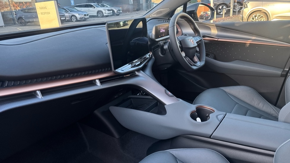 Used Cupra Tavascan 2025 for sale - 76804008: Photo 2