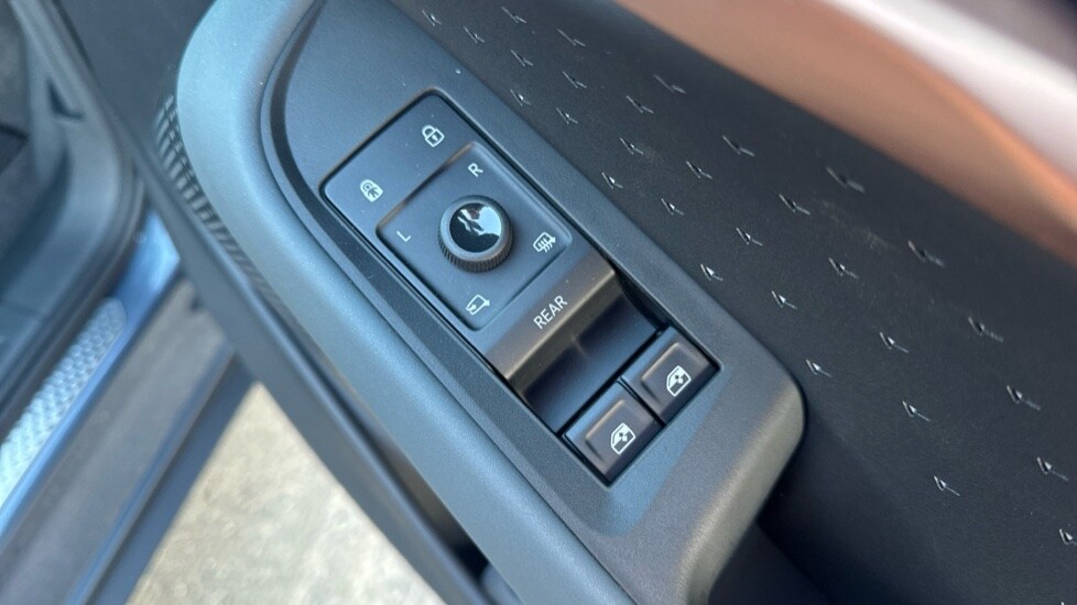 Used Cupra Tavascan 2025 for sale - 76804008: Photo 34