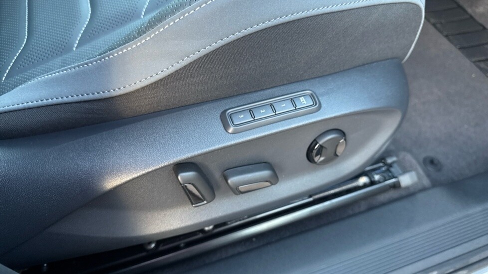 Used Cupra Tavascan 2025 for sale - 76804008: Photo 35