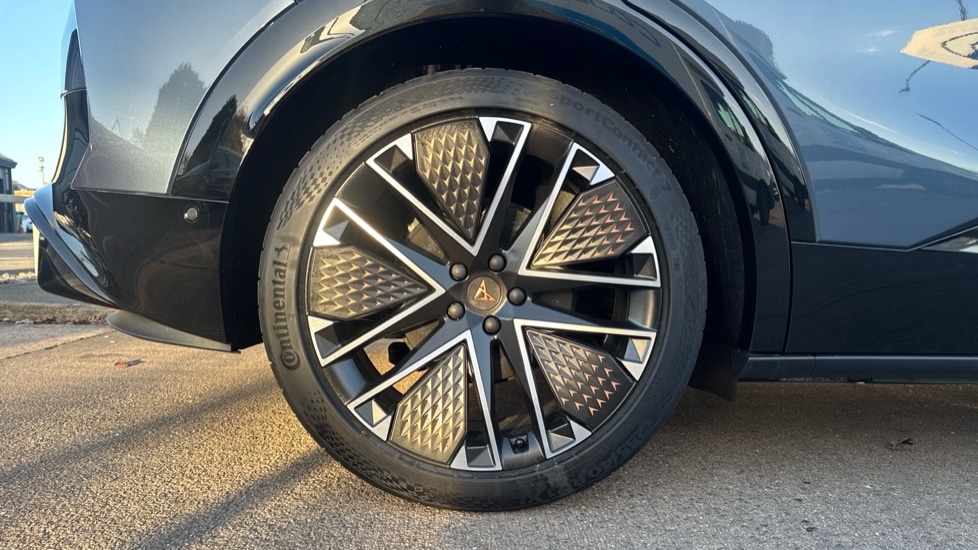 Used Cupra Tavascan 2025 for sale - 76804008: Photo 5