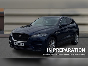 Used Jaguar F-Pace 2019 for sale - 76384535: Photo