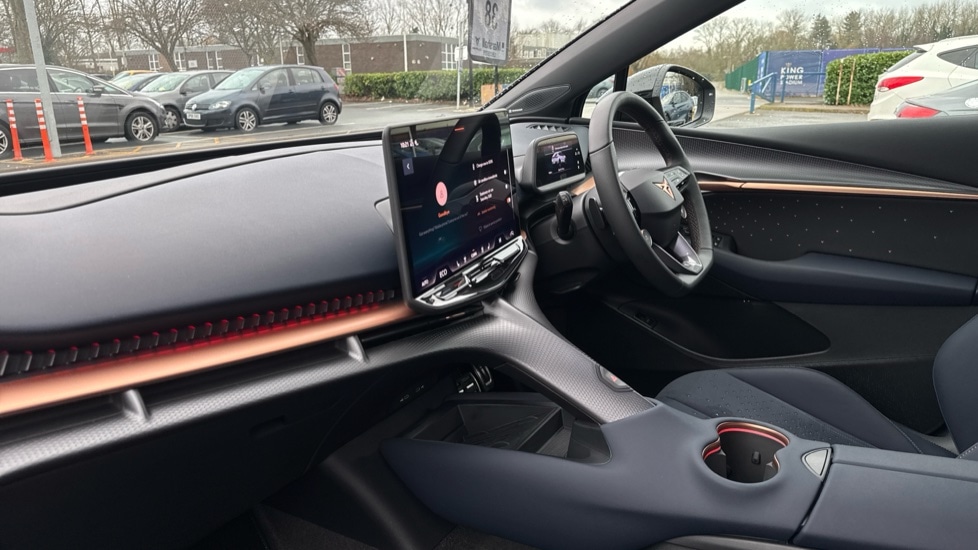 Used Cupra Tavascan 2025 for sale - 76881831: Photo 2