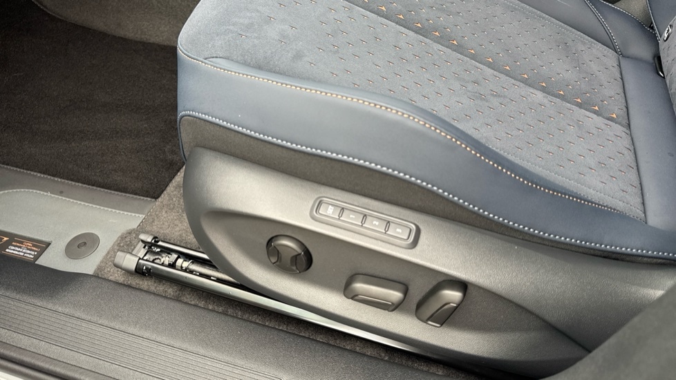 Used Cupra Tavascan 2025 for sale - 76881831: Photo 24