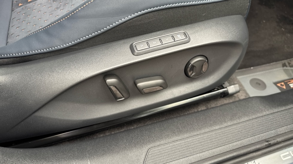 Used Cupra Tavascan 2025 for sale - 76881831: Photo 35