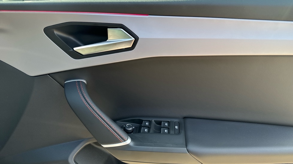 Used SEAT Leon 2025 for sale - 76475174: Photo 32