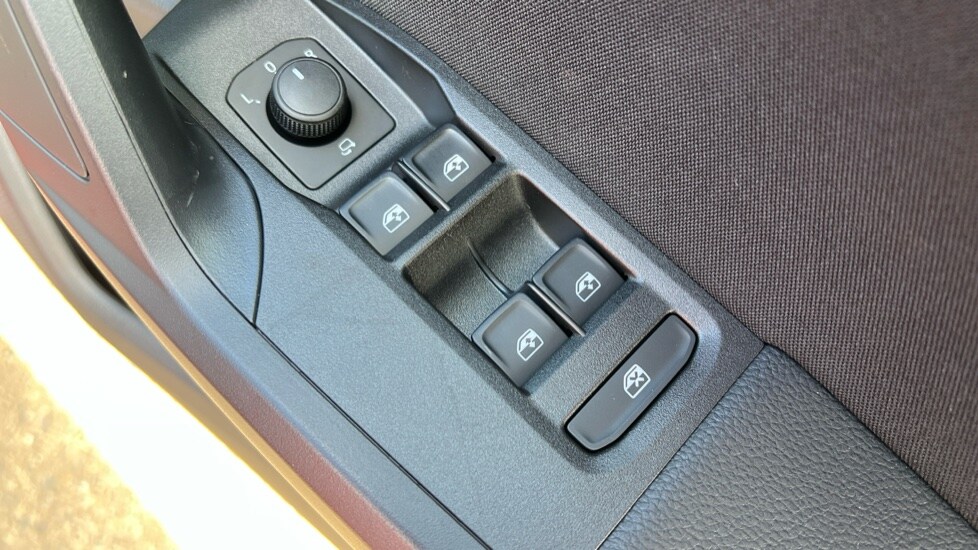 Used SEAT Arona 2025 for sale - 76523484: Photo 38