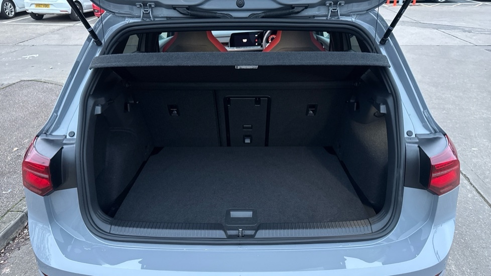 Used Volkswagen Golf 2024 for sale - 77036032: Photo 15