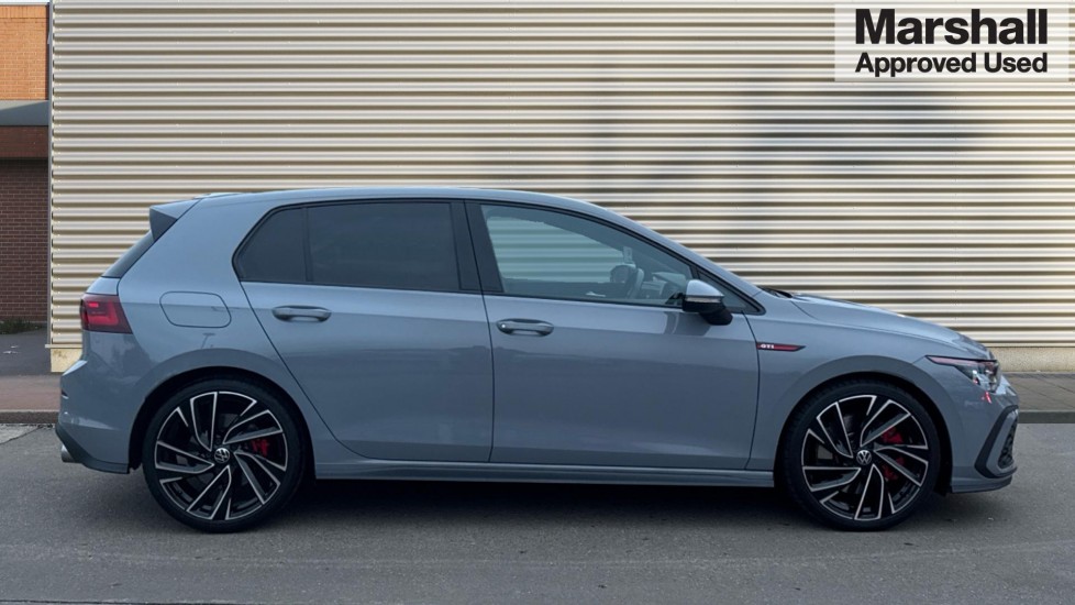 Used Volkswagen Golf 2024 for sale - 77036032: Photo 2